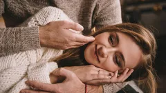 3 tekenen dat je partner echt oprecht van je houdt