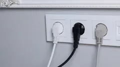 Weet je welk keukenapparaat in jouw keuken evenveel energie verbruikt als meerdere koelkasten tegelijk?