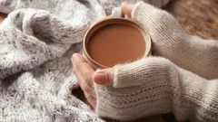 Recept voor lekkere en gezonde warme chocolademelk zonder suiker